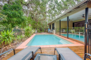 8 Ibis Court - Rainbow Shores, Swimming Pool, Walk to Beach, Executive Beach House